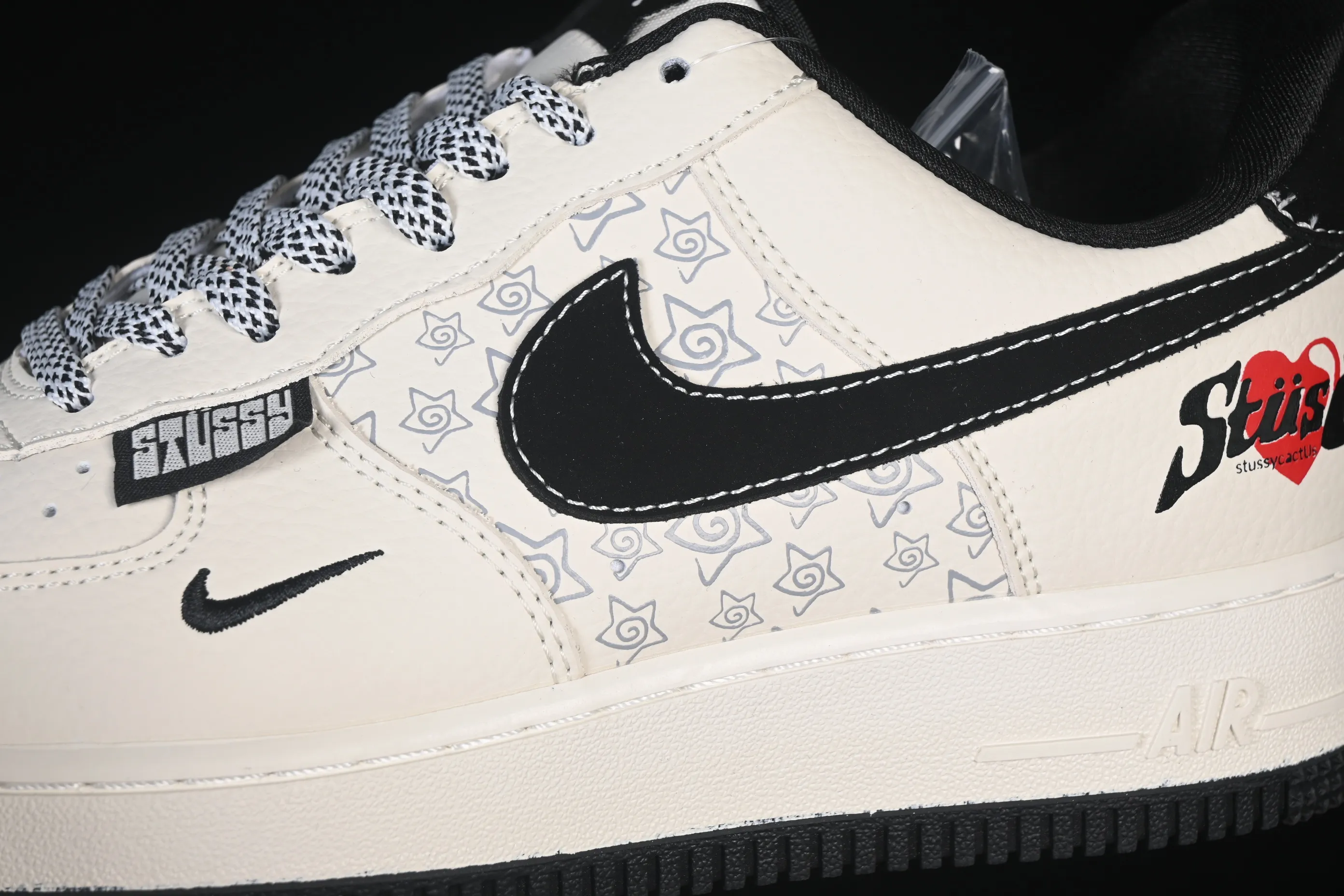 All categories Nk Air Force 1 Air Force series Nk Air Force 1 Low Air Force low-top Nike Air Force 1'07 Low Valentine's Day theme Air Force 1 low-top casual sneakers DW8806-006
